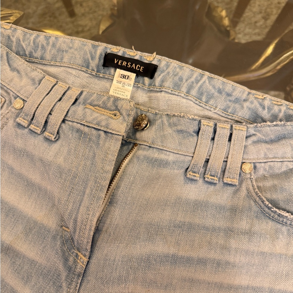 Versace jeans pre owned , size 30,original prive $600, listing price $100